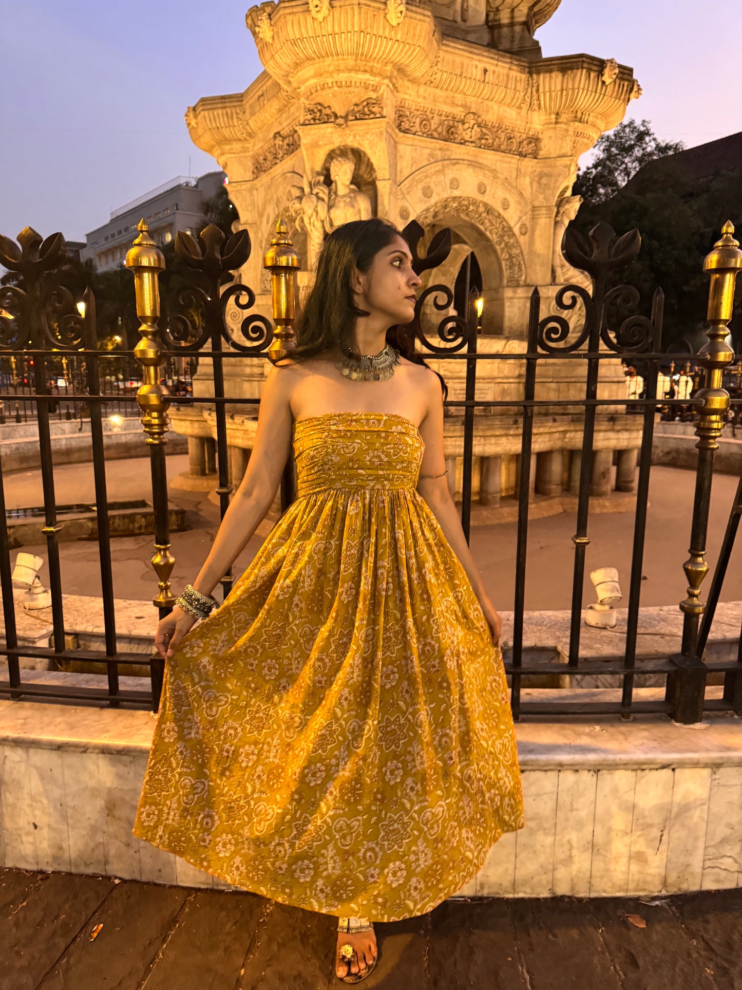 Saanjh midi Dress