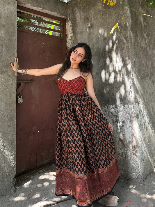 Maera Dress