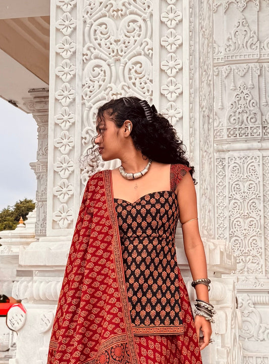 Ragini Kurti